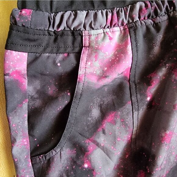 ,  98 DEGREES, Tie Dyed, (YLEG1) - Picture 9 of 10